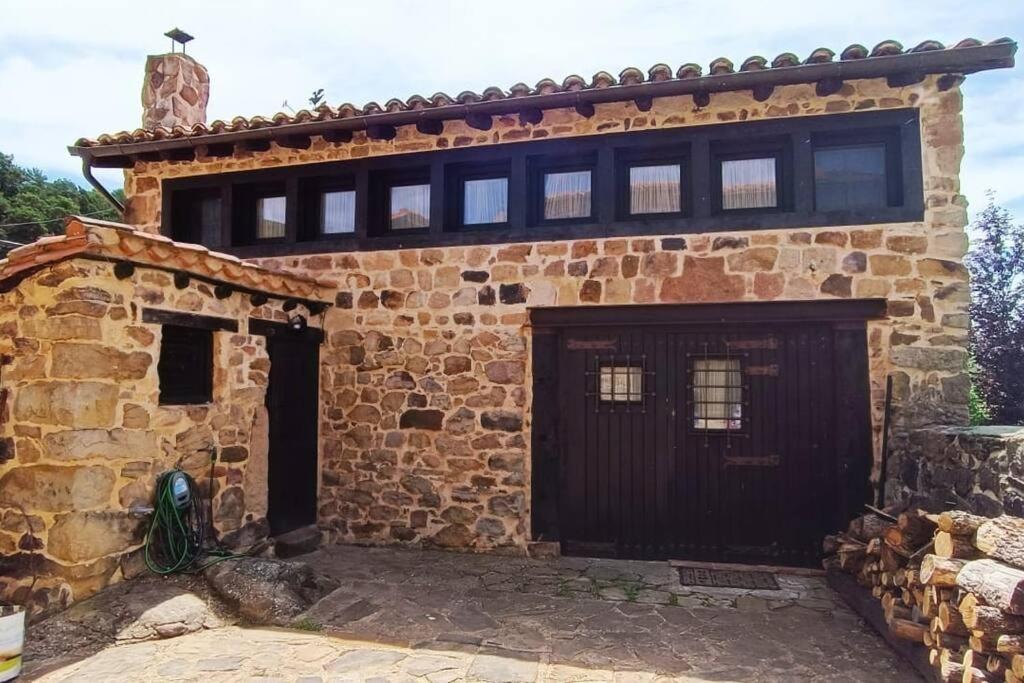 Casa Con Encanto Lagunanegra Y Urbion Вінуеса Екстер'єр фото